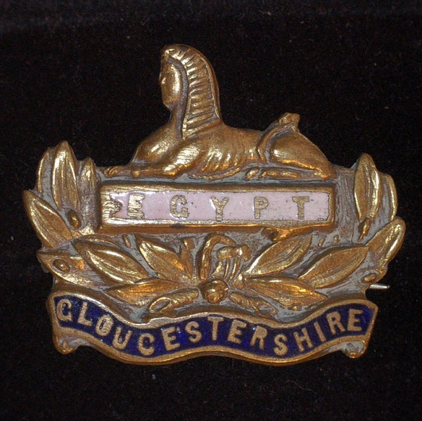 Gloucestershire Regiment. Sweetheart brooch. Brass & enamel.