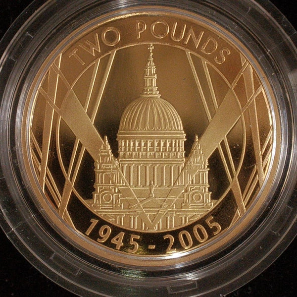 Royal Mint. Gold two pounds. WW2 Anniversary. 2005