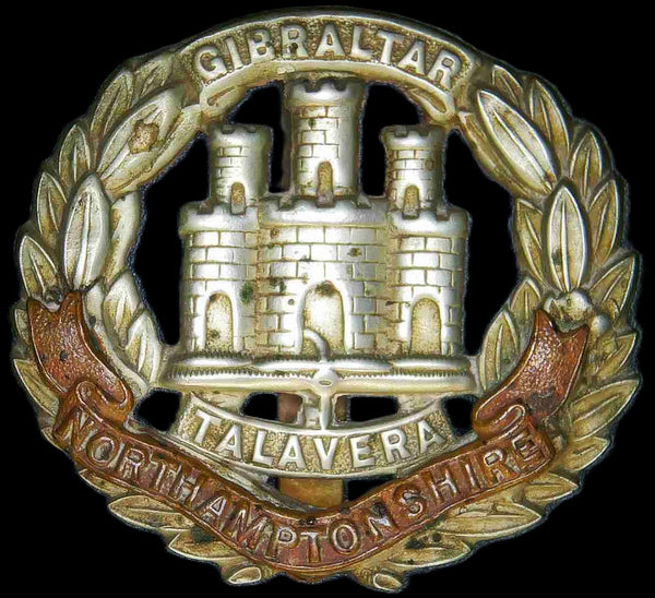 WW1. Cap Badge. Northamptonshire Regiment.