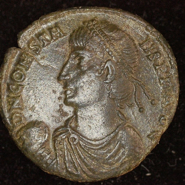 Constans. AE Maiorina. AD337-350