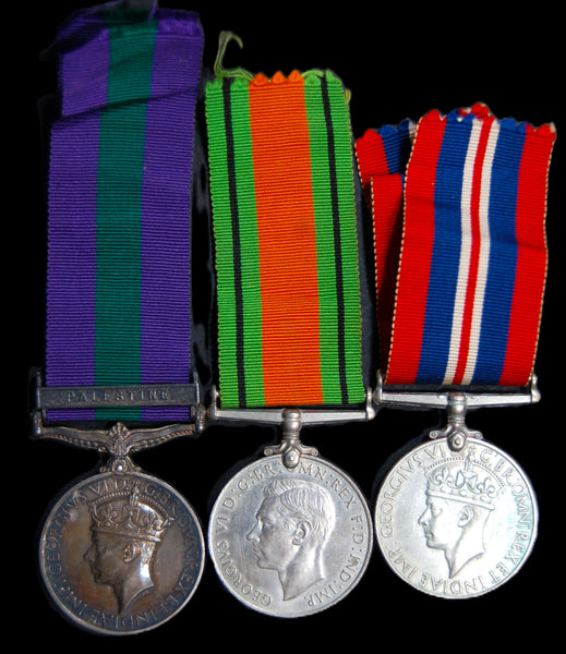 Campaign group of 3. Oliver. RAF. Died in active service.