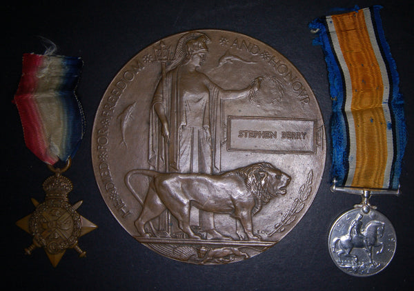 WW1. 1914 star Pair & Plaque. Perry. South Wales Borderers. KIA