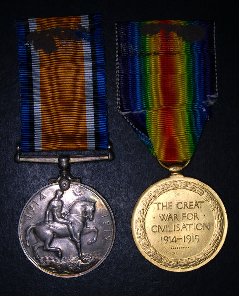 WW1. Pair & Plaque. Green. East Yorkshire Regiment. K.I.A.