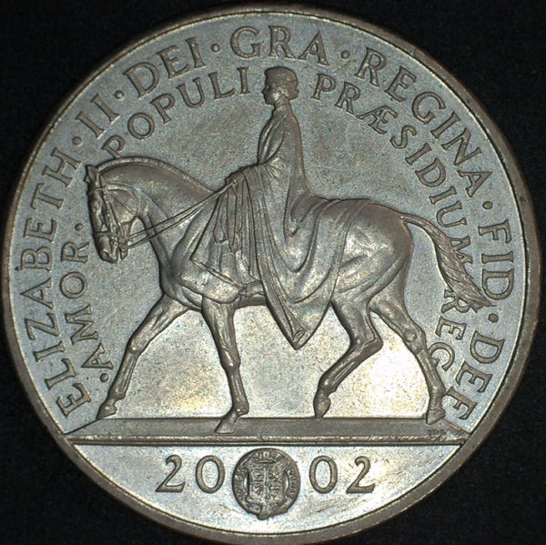 Elizabeth II. 5 Pounds. 2002