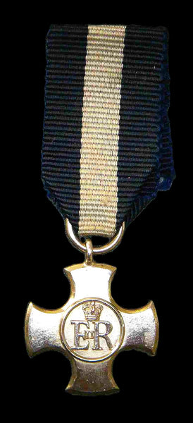 Distinguished Service Cross. QEII. Miniature.