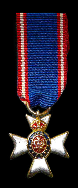 Royal Victorian Order. MVO. Miniature.