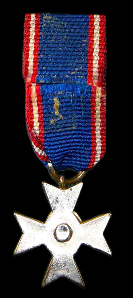 Royal Victorian Order. MVO. Miniature.