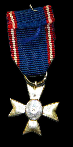 Royal Victorian Order. MVO (4th class) Miniature