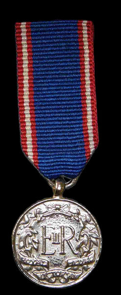 The Royal Victorian Medal. Miniature.