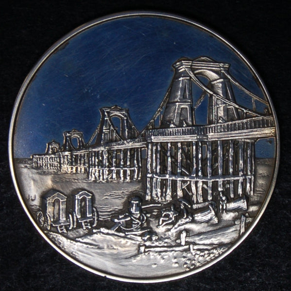 Chain pier, Brighton. Silver medallion.  Bygone Britain by Pinches.