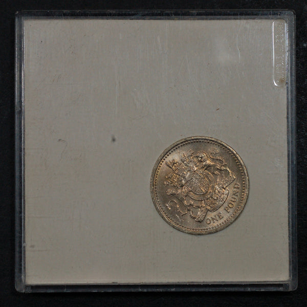 Elizabeth II. One Pound. 1983. Cinzano