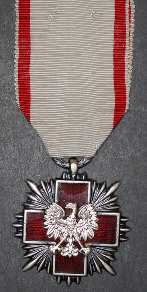 Poland. Red cross medal in silver.