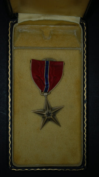 WW2. USA. Bronze star. Cased.