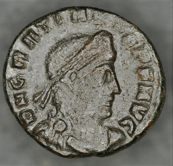 Gratian. AE 18mm. AD367-383