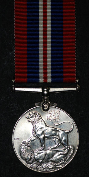 WW2. War medal. With M.I.D. oak leaf
