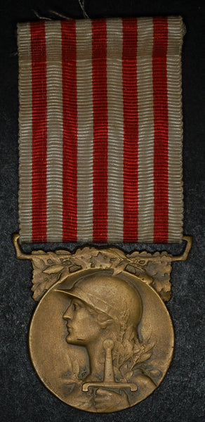 France. 1914-18 Commemorative of the Great War medal.