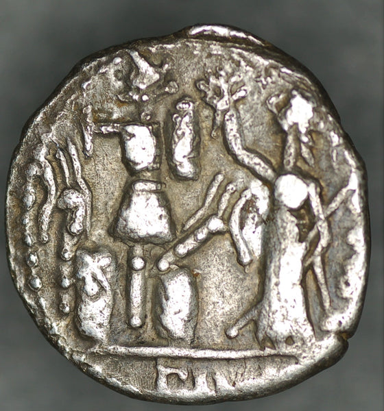 Roman republic. M Furius L f Philus. Denarius. 119BC