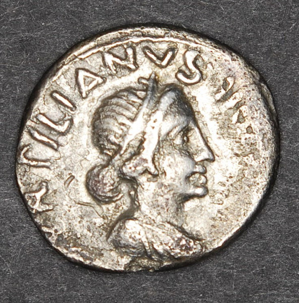 Augustus. Denarius.